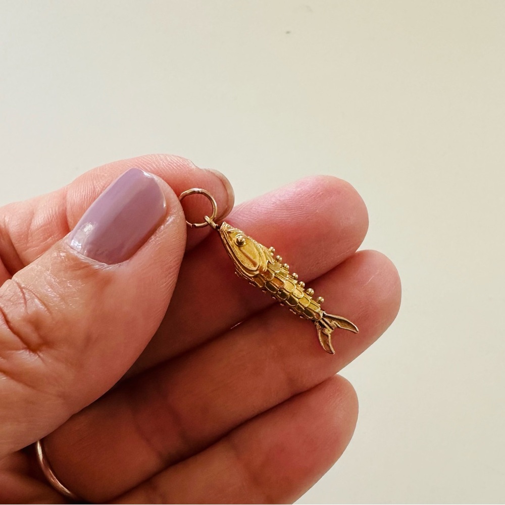 Vintage 14K Segmented Fish Charm